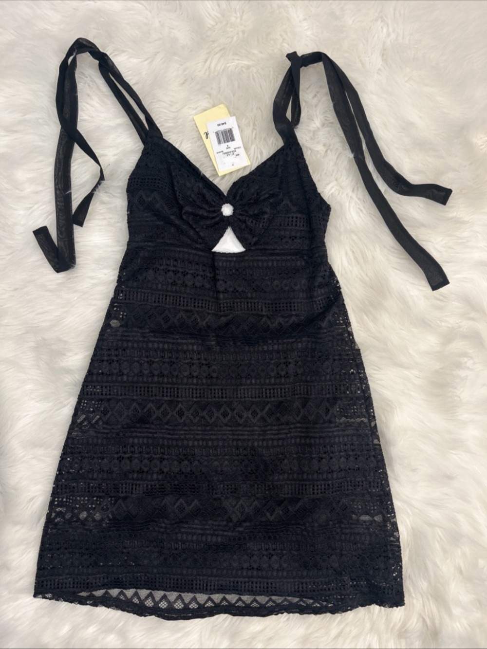 Live To Be Spoiled Black Lace w Cut-Out Halter Mini Dress Small NWT Small